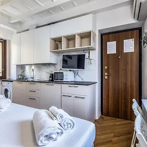 Appartamento Morimondo, Milano